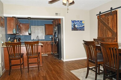 2006 Hamilton St SW, Cedar Rapids, IA 52404 - photo 7