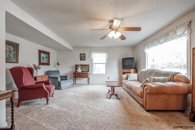 33862 Brewster Rd, Lebanon, OR 97355 - photo 6