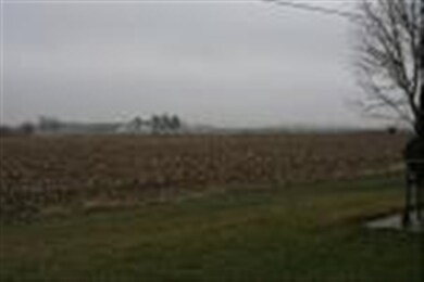 124 4th St, Brooklyn, WI 53521 - photo 3