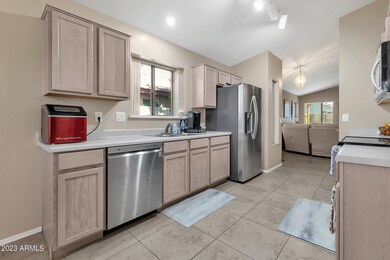 2243 E Pinto Dr, Gilbert, AZ 85296 - photo 7