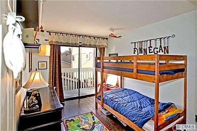 Guest bedroom #1 w/private balcony