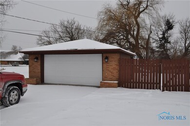 2 car detached garage