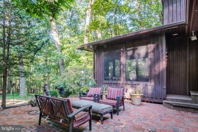 11200 Valley Heights Dr, Owings Mills, MD 21117 - photo 2