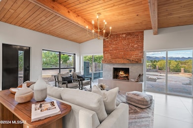 05-Living Area