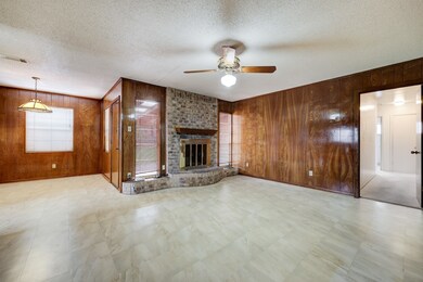 8210 Hazen St, Houston, TX 77036 - photo 5