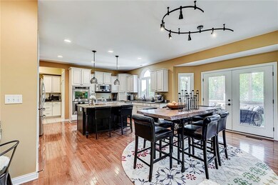 5030 Somerset Ct, Columbus, IN 47201 - photo 6