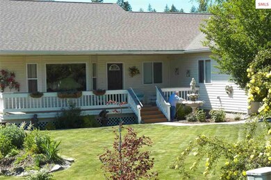 Front of the home w/covered porch