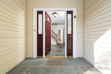 002-photo-front-entrance-7987278