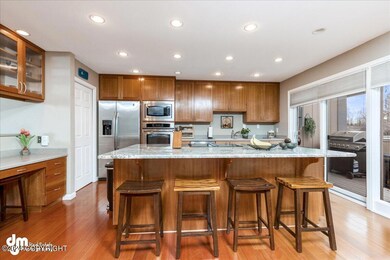 10-Kitchen 20240419-DW-8299