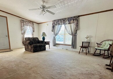 519 E River St, Orange, MA 01364 - photo 7