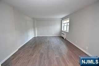 2215 N Central Rd, Fort Lee, NJ 07024 - photo 7