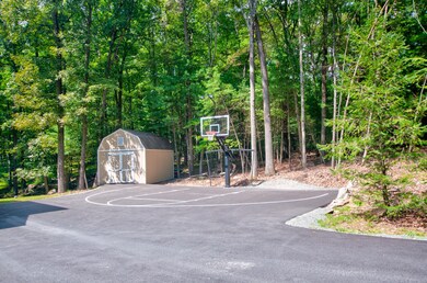 119 Moonbeam Cir, Hawley, PA 18428 - photo 4