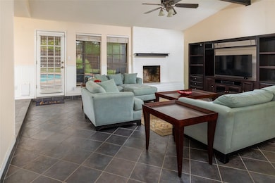 7508 Woodside Hill Ct, Fort Worth, TX 76179 - photo 4