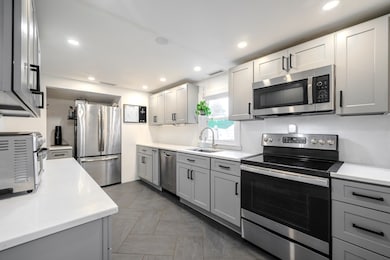 14 Frances Rd, Woburn, MA 01801 - photo 3