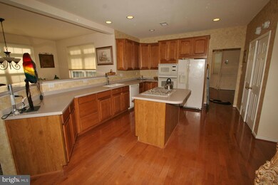 968 Shannon Dr N, Greencastle, PA 17225 - photo 3