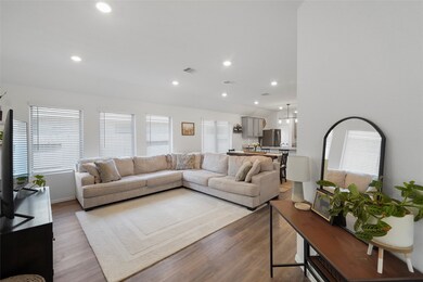 18450 Running Shadow Ct, Hockley, TX 77447 - photo 5