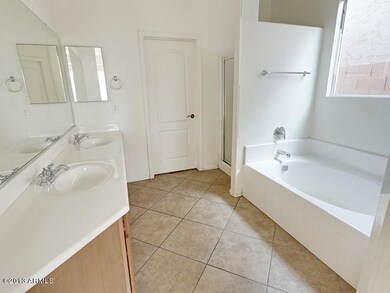 023-261751 - Bath 01 (master)-A