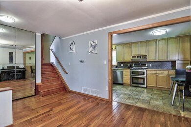 007_Living Room