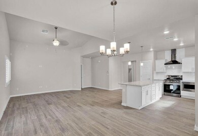 13607 Lawkland St, El Paso, TX 79928 - photo 3