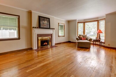 113 W Cooke Rd