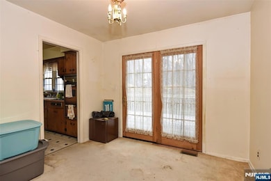 61 Mackay Ave, Waldwick, NJ 07463 - photo 4