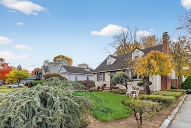 352 Myrtle Ave, Scotch Plains, NJ 07076 - photo 5