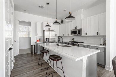 1404 Mansfield St, Houston, TX 77091 - photo 3