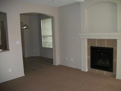 756 Desert Silver Dr, Horizon City, TX 79928 - photo 5