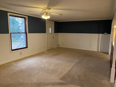 204 1/2 Sanderson Dr, Hopkinsville, KY 42240 - photo 2