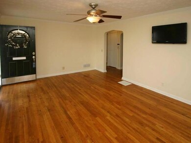 623 E Jeffrey Place, Columbus, OH 43214 - photo 2