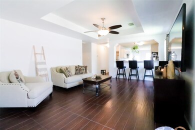 10310 Hurst Hill Ln, Houston, TX 77075 - photo 4