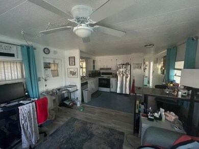 2346 Druid Rd E unit 527, Clearwater, FL 33764 - photo 3