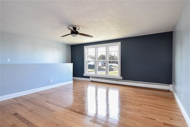 414 Dover Ave unit 416, Riverside, RI 02915 - photo 5