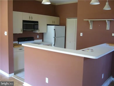 1108 Barbaras Ct, North Wales, PA 19454 - photo 3