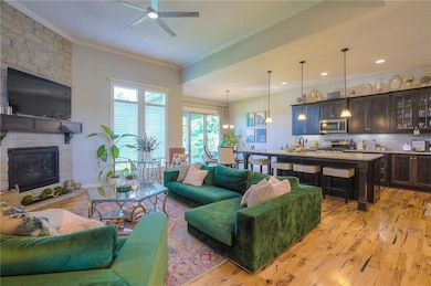 17833 W 166th St, Olathe, KS 66062 - photo 2