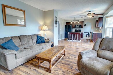 3221 Payday Ln, Columbus, OH 43232 - photo 3