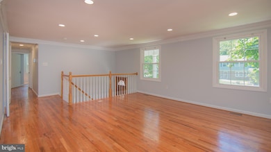 13126 Mercury Ln, Fairfax, VA 22033 - photo 6