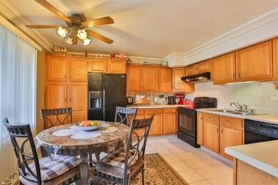 9024 Hess Dr, Highland, IN 46322 - photo 4