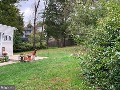 271 E Butler Ave, Doylestown, PA 18901 - photo 3