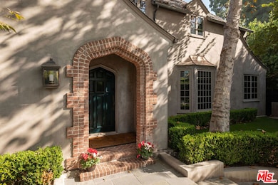 1614 N Fairfax Ave, Los Angeles, CA 90046 - photo 2