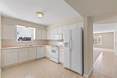Bright Kitchen