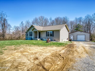 2517 Howard Springs Rd, Crossville, TN 38571 - photo 2