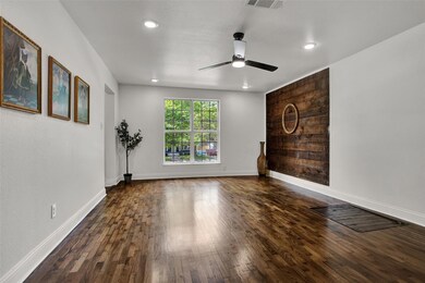 1209 W Woodard St, Denison, TX 75020 - photo 5