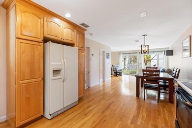1 Griswold St unit D, Cambridge, MA 02138 - photo 4