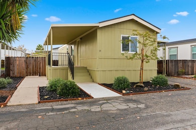 2307 Oakdale Rd unit 15, Modesto, CA 95355 - photo 3