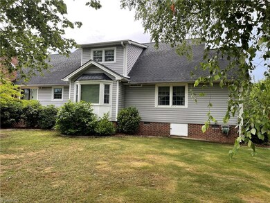 2103 Mirus Ct, High Point, NC 27265 - photo 2