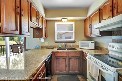 5336 Sunrose Ave, Lansing, MI 48911 - photo 6