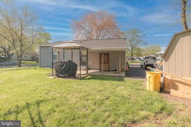 1032 Dumbarton Rd, Glen Burnie, MD 21060 - photo 7