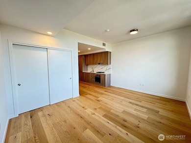 Mari unit 1505, Bellevue, WA 98004 - photo 3