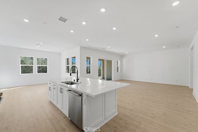 356 N Meyer Lane ~ Ready Now!